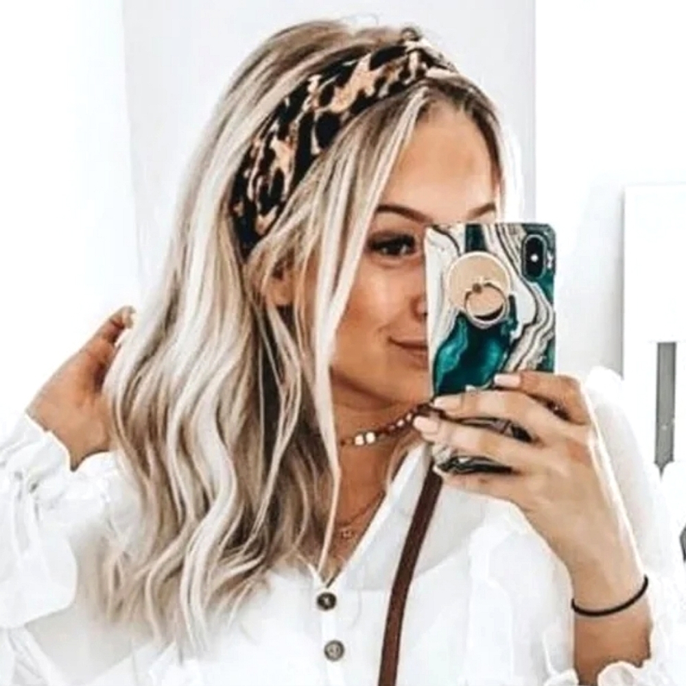 🛍 🆕️Leopard Velour Velvet Headband